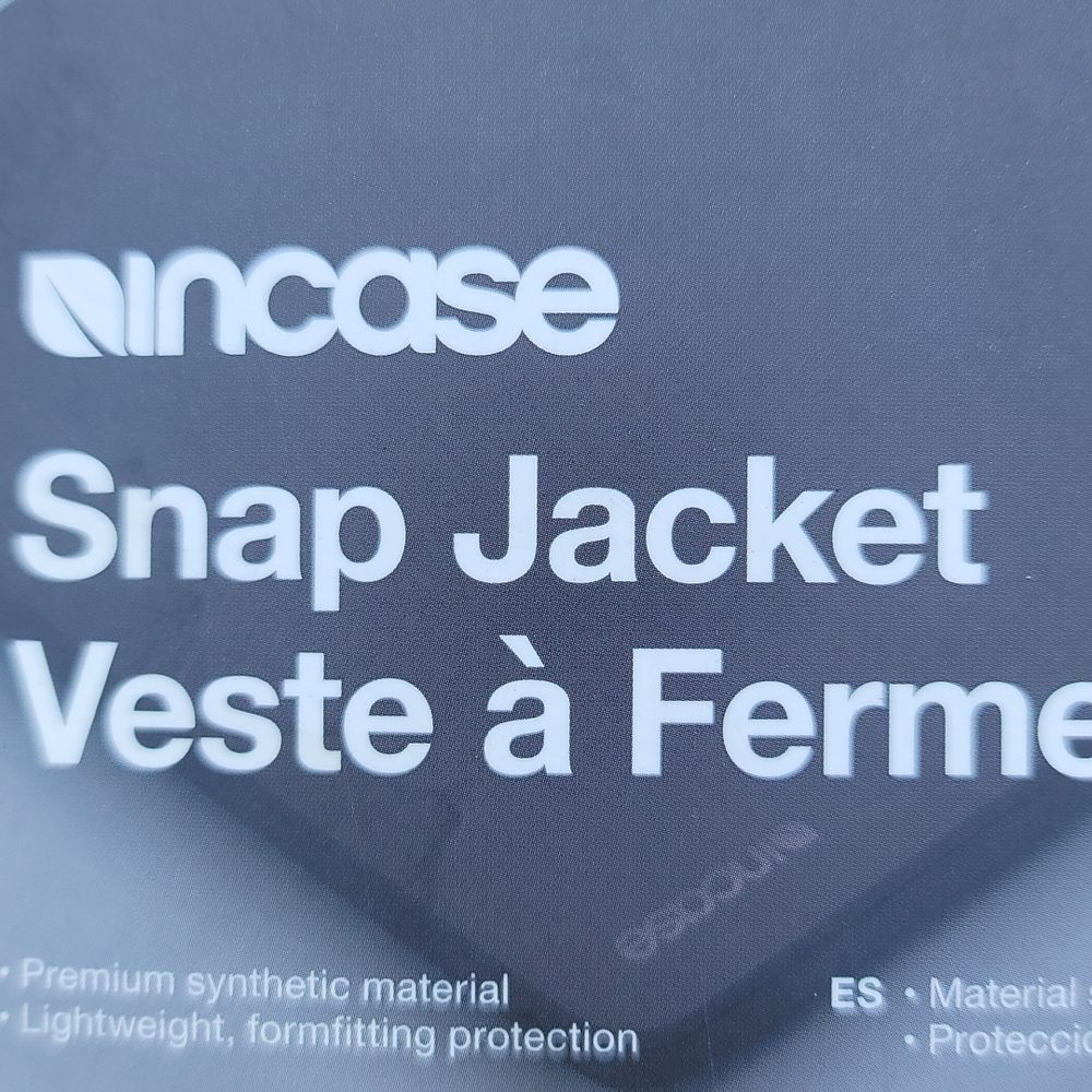 NIB- Incase Snap Jacket for 13" MacBook Pro/Thunderbolt 3 - Picture 3 of 8